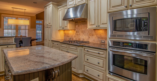 Why Custom Cabinets Are Becoming a Must-Have for Boca Raton Kitchens