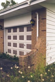 Is Your Garage Door Making Noise? Connect with a Local Garage Door Service