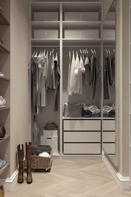 Small Space, Big Style: Walk-In Closet Ideas