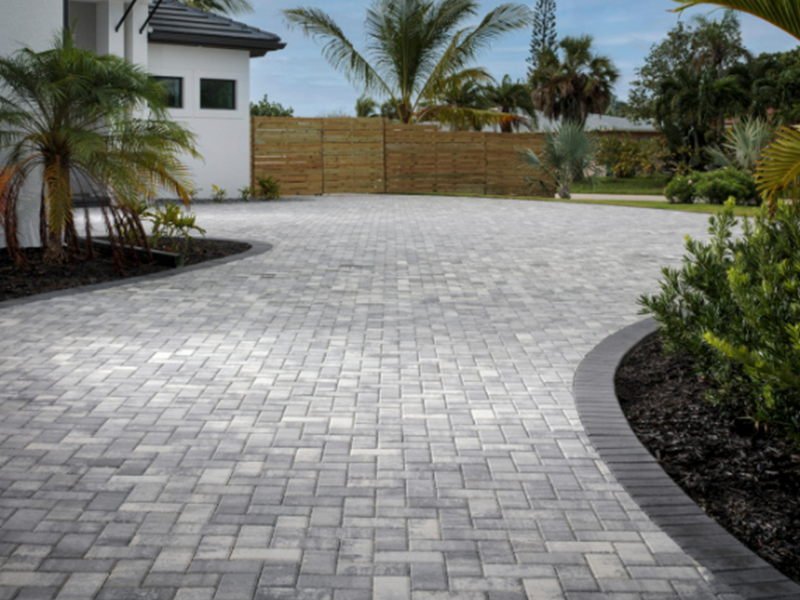 Transform Your Curb Appeal: Discover Top Driveway Materials!