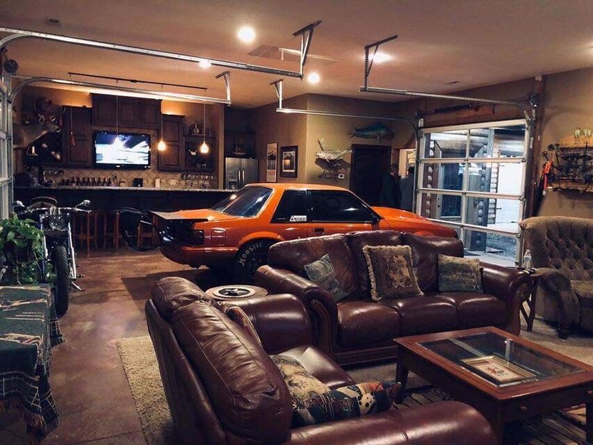 How to Convert Your Garage Into A Man Cave